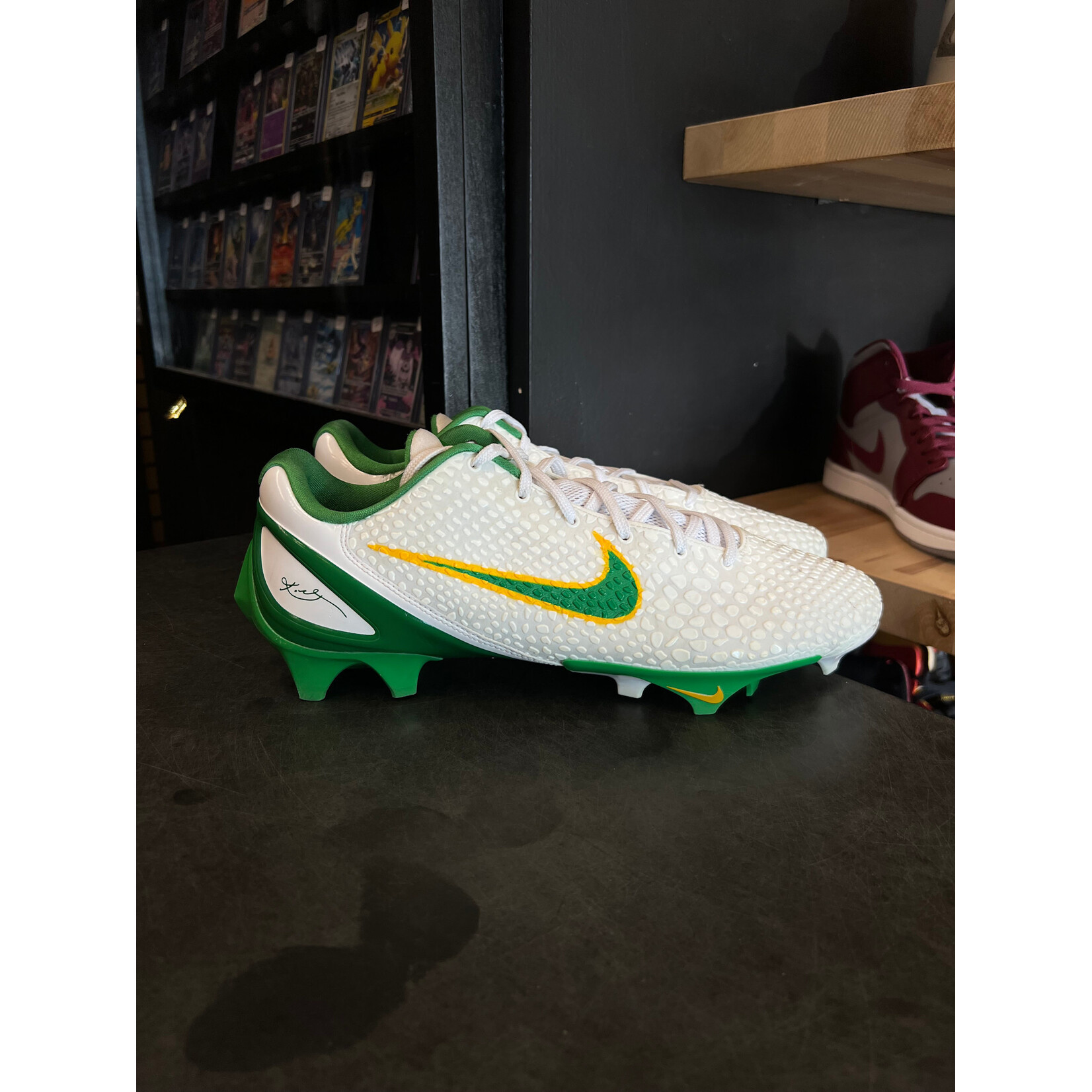 Nike Nike Vapor Edge Kobe VI Oregon Ducks Football Cleats Size 12.5, PREOWNED SAMPLE TAG
