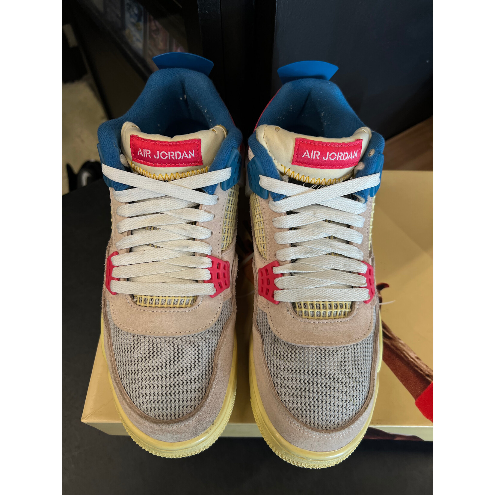 Jordan Jordan 4 Retro Union Guava Ice Size 8, PREOWNED