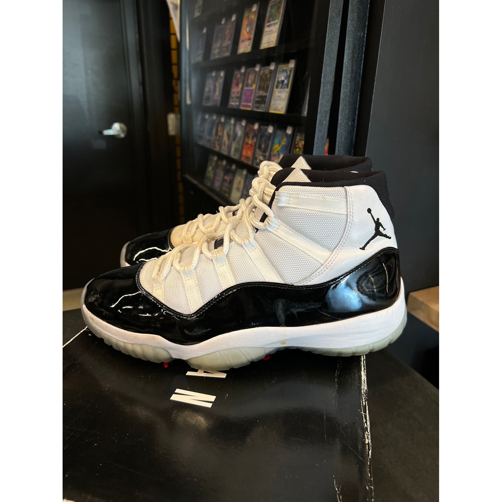 Jordan Jordan 11 Retro Concord (2018) Size 11.5, PREOWNED