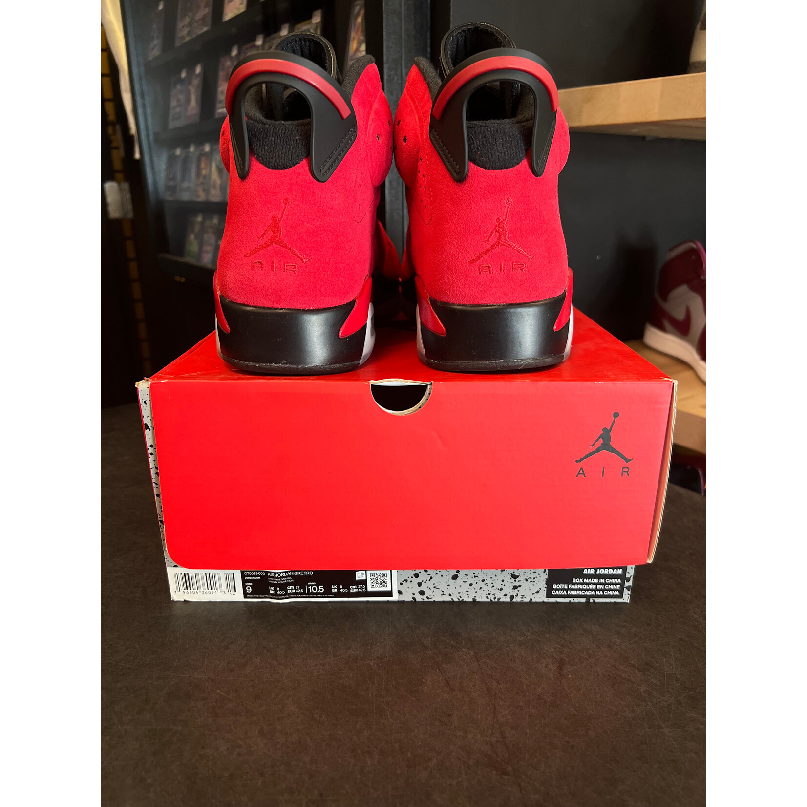 Jordan Jordan 6 Retro Toro Bravo Size 9, PREOWNED