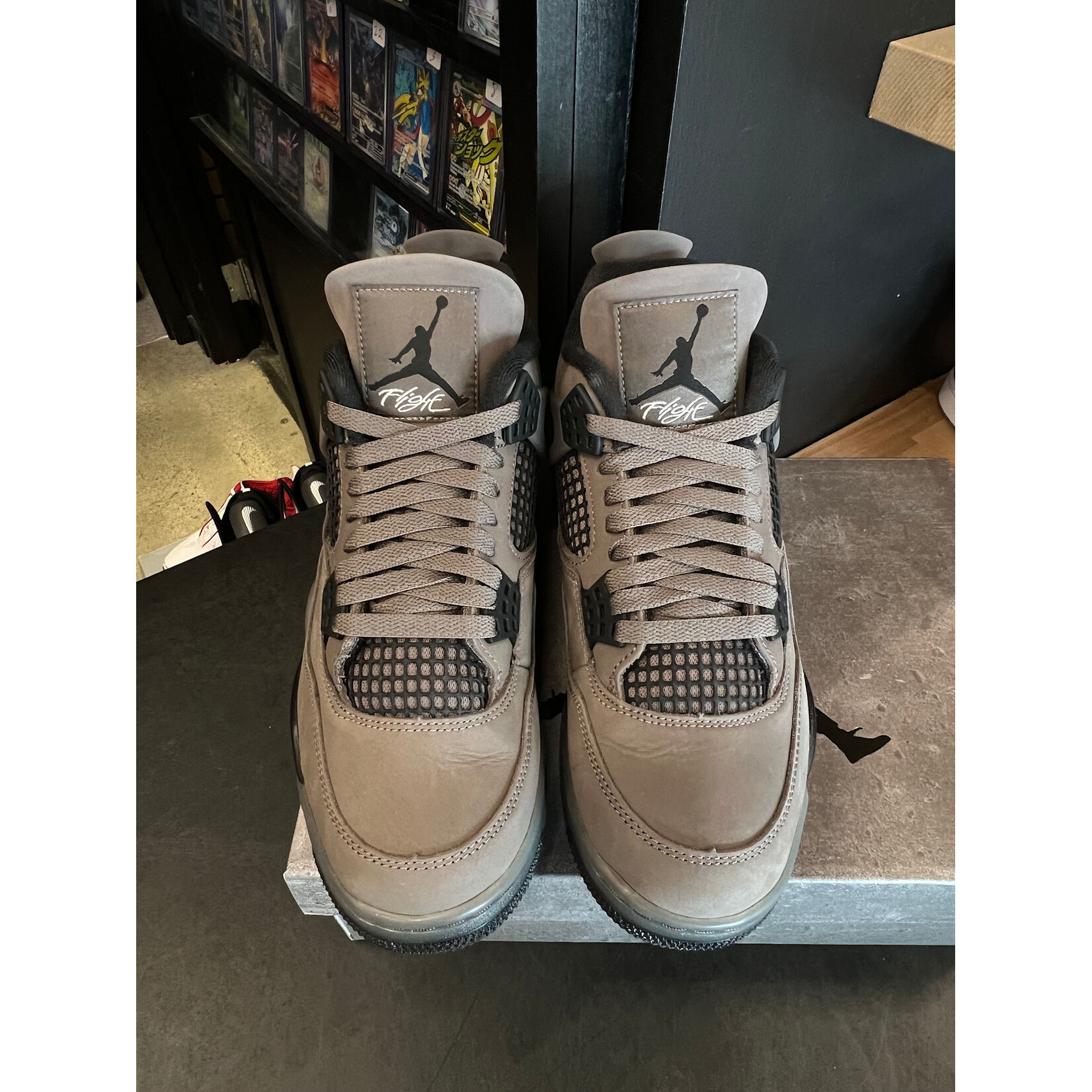 Jordan Jordan 4 Retro Cave Stone Size 8.5, PREOWNED