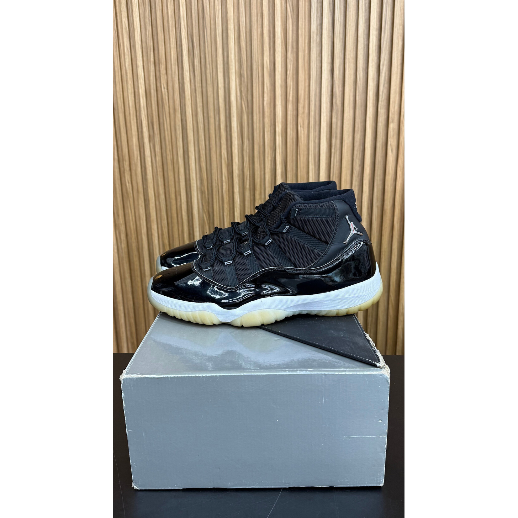 Jordan Jordan 11 Retro Jubilee 25th Anniversary Size 13, PREOWNED