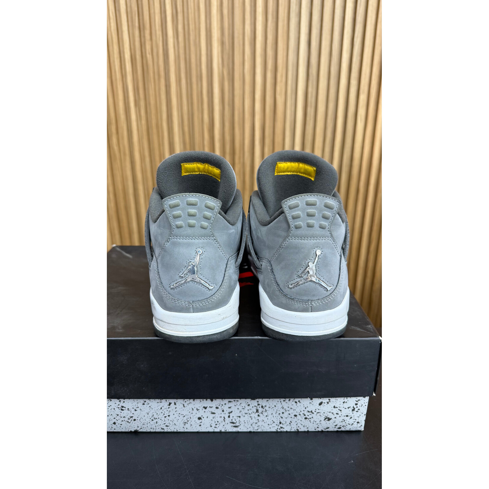 Jordan Jordan 4 Retro Cool Grey (2019) Size 12, PREOWNED
