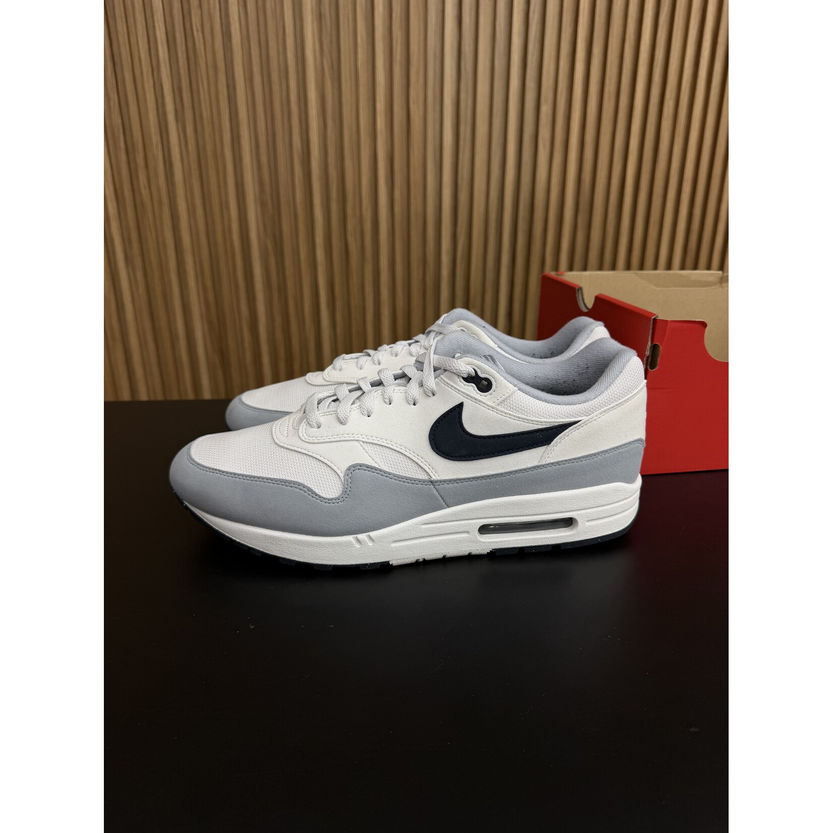 Nike Nike Air Max 1 Platinum Tint Dark Obsidian Size 13, PREOWNED