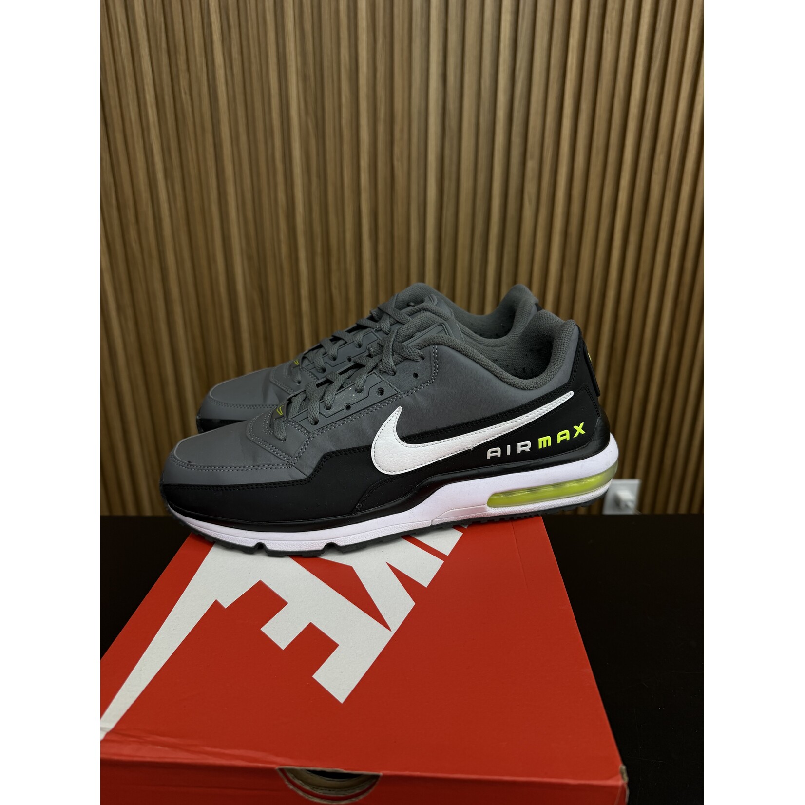 Nike Nike Air Max LTD 3 Smoke Grey Black Size 13, PREOWNED