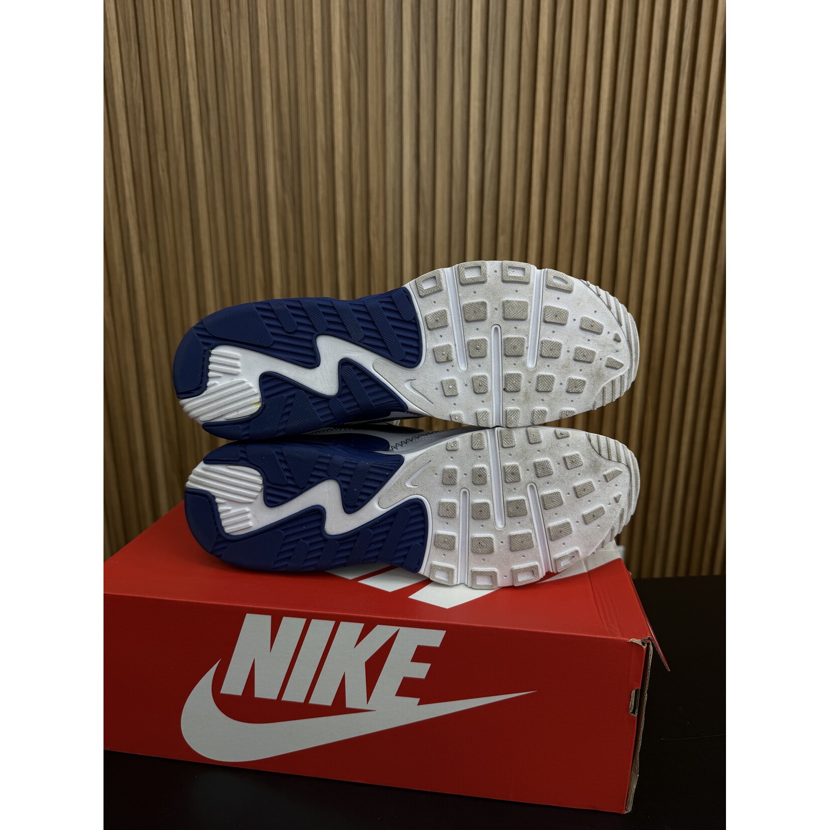 Nike Nike Air Max Excee White Royal Size 13, PREOWNED