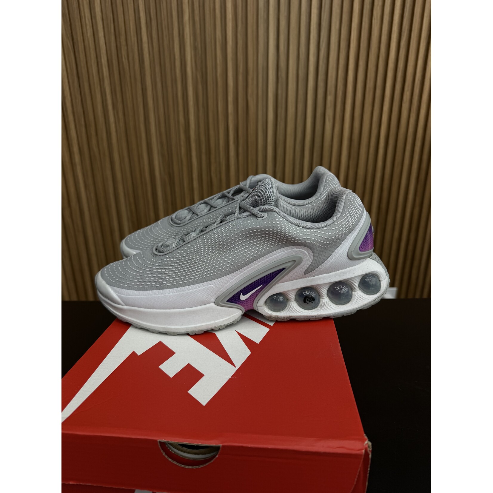 Nike Nike Air Max Dn Light Smoke Grey Persian Violet Size 13, PREOWNED