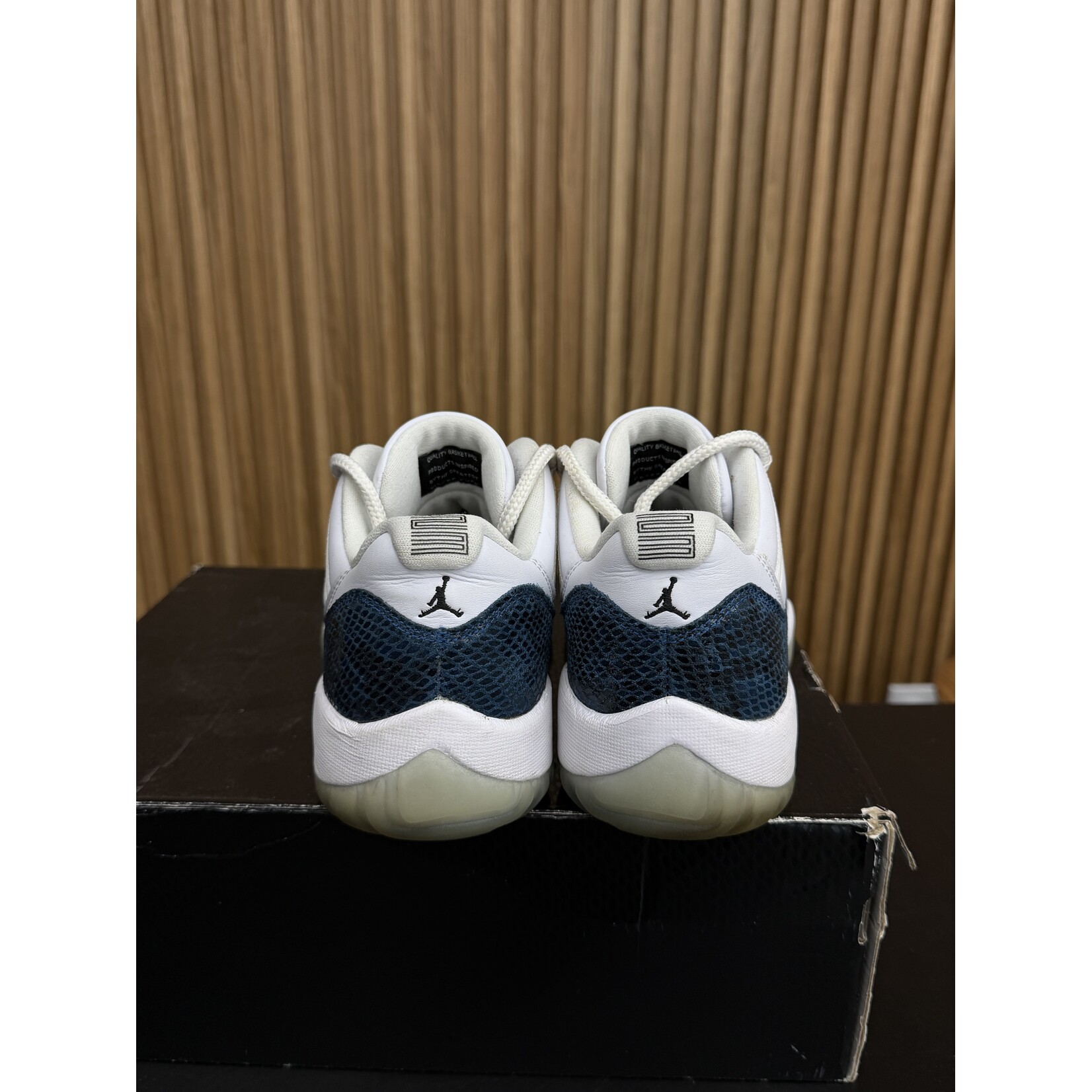Jordan Jordan 11 Retro Low Snake Navy (2019) Size 9, PREOWNED