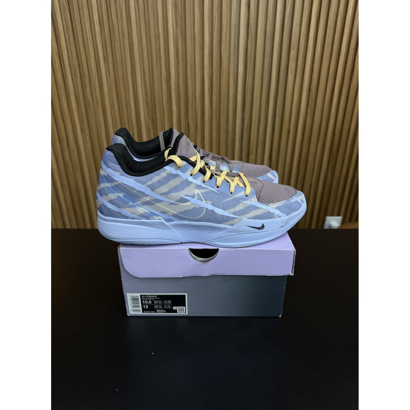 Nike Nike Ja 2 Induction Size 10.5, PREOWNED NO INSOLE