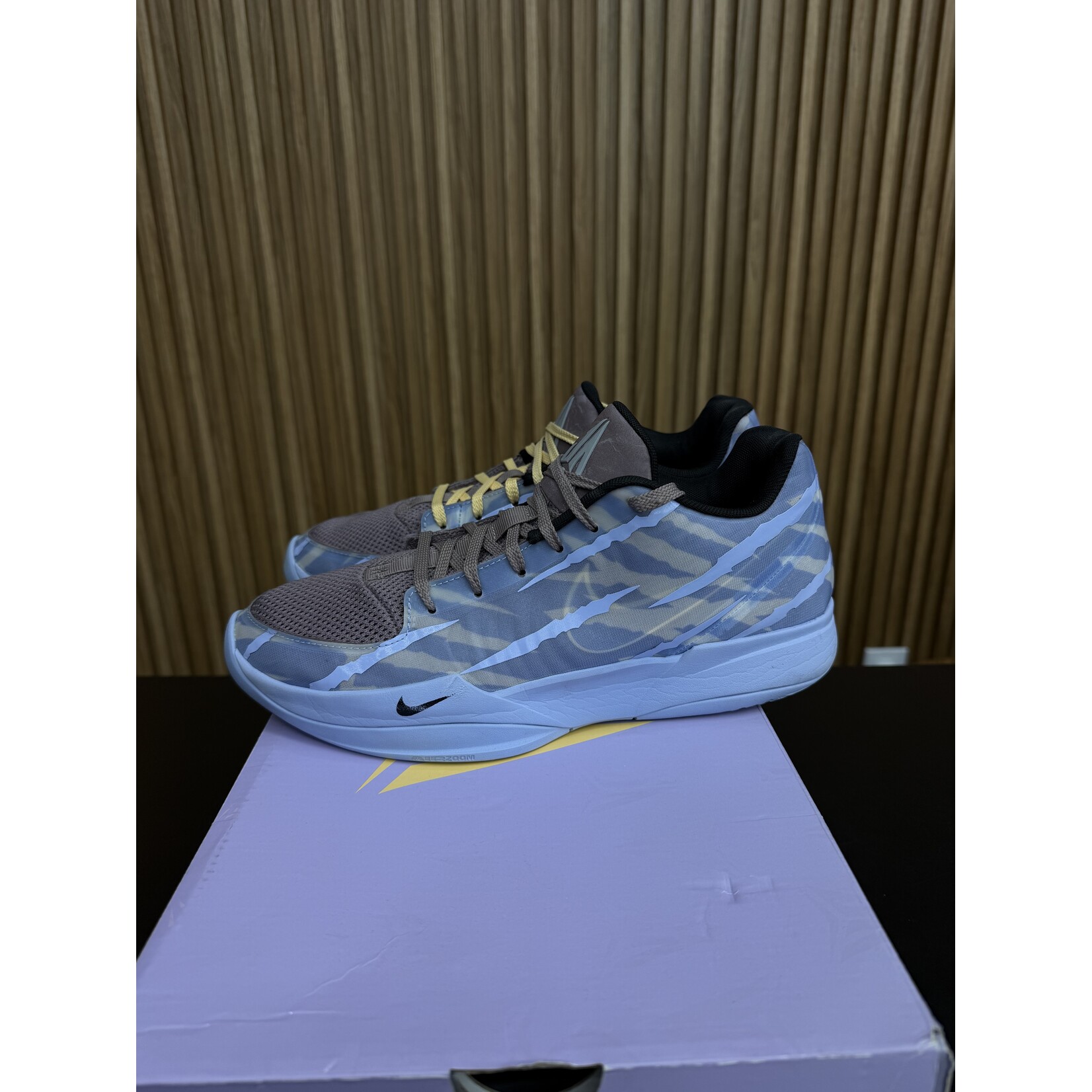 Nike Nike Ja 2 Induction Size 10.5, PREOWNED NO INSOLE