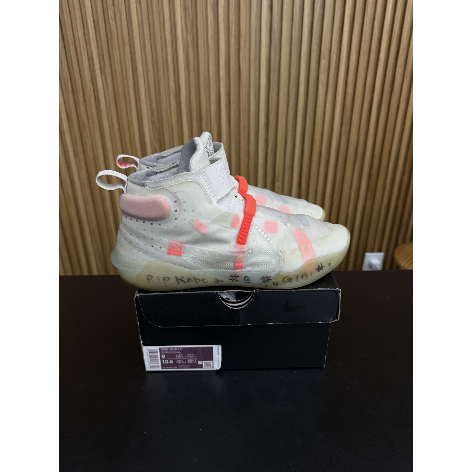 Nike Nike Kobe AD NXT FF Vast Grey Size 9, PREOWNED