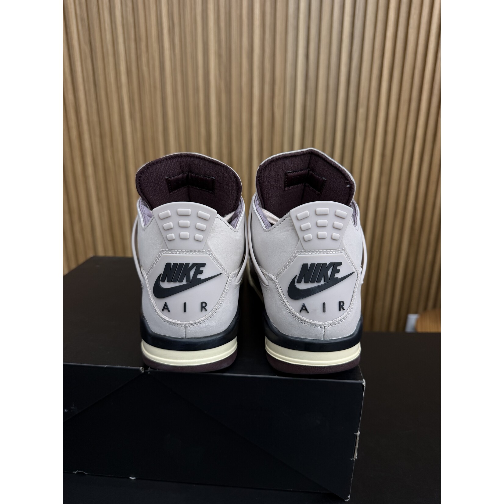 Jordan Jordan 4 Retro OG SP A Ma Maniére While You Were Sleeping (Women's) Size 10.5W, PREOWNED