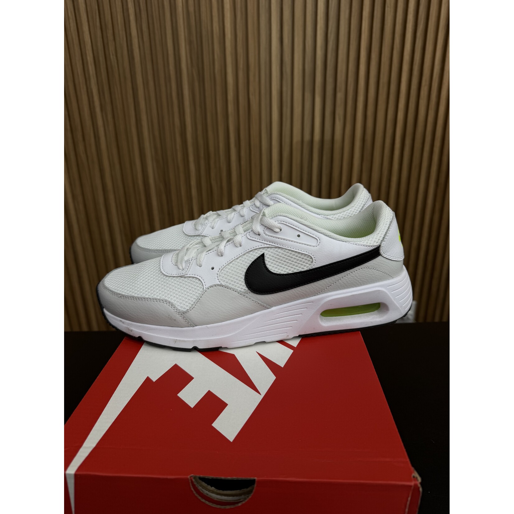 Nike Nike Air Max SC White Photon Dust Black Volt Size 13, PREOWNED