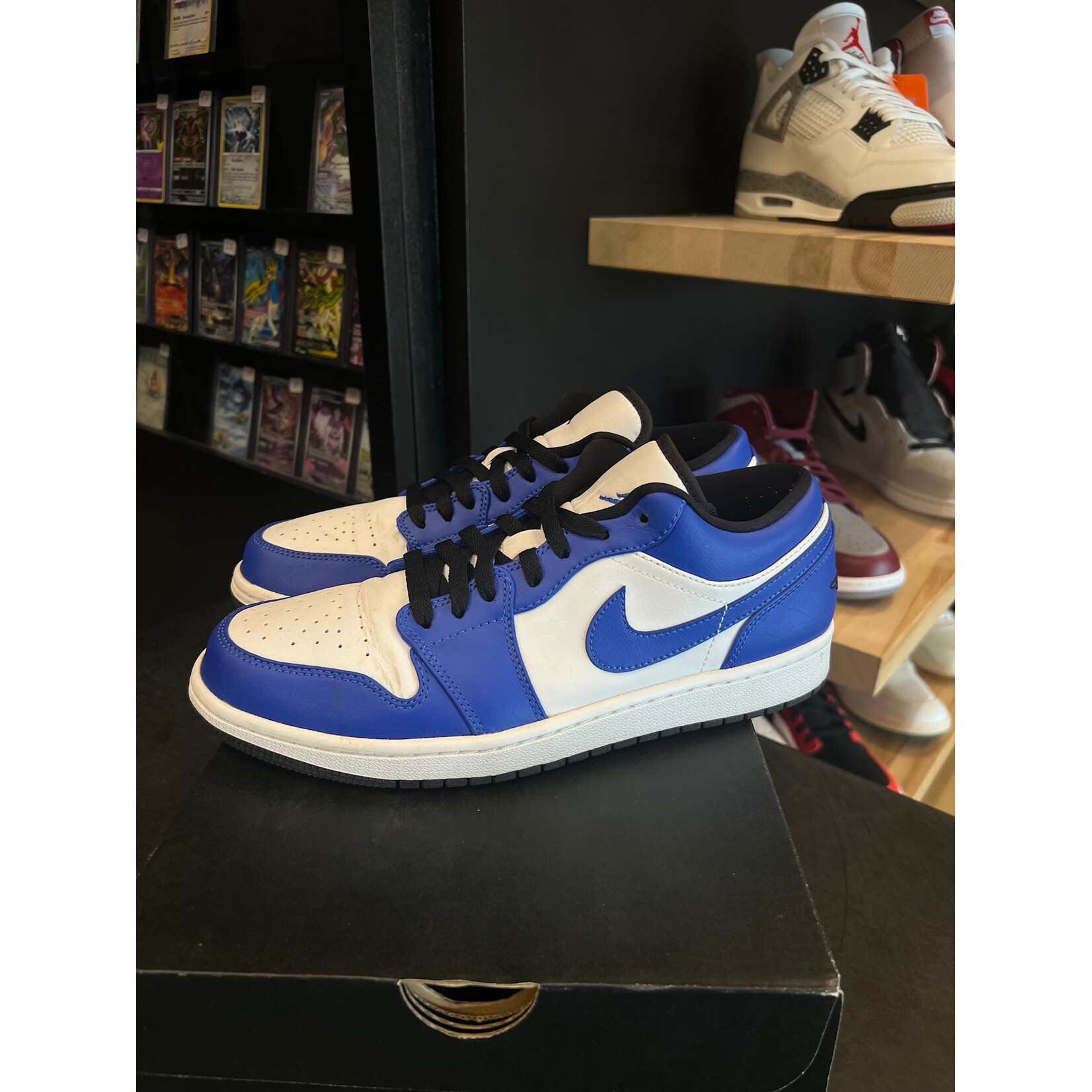 Jordan Jordan 1 Low Game Royal Size 9.5, PREOWNED