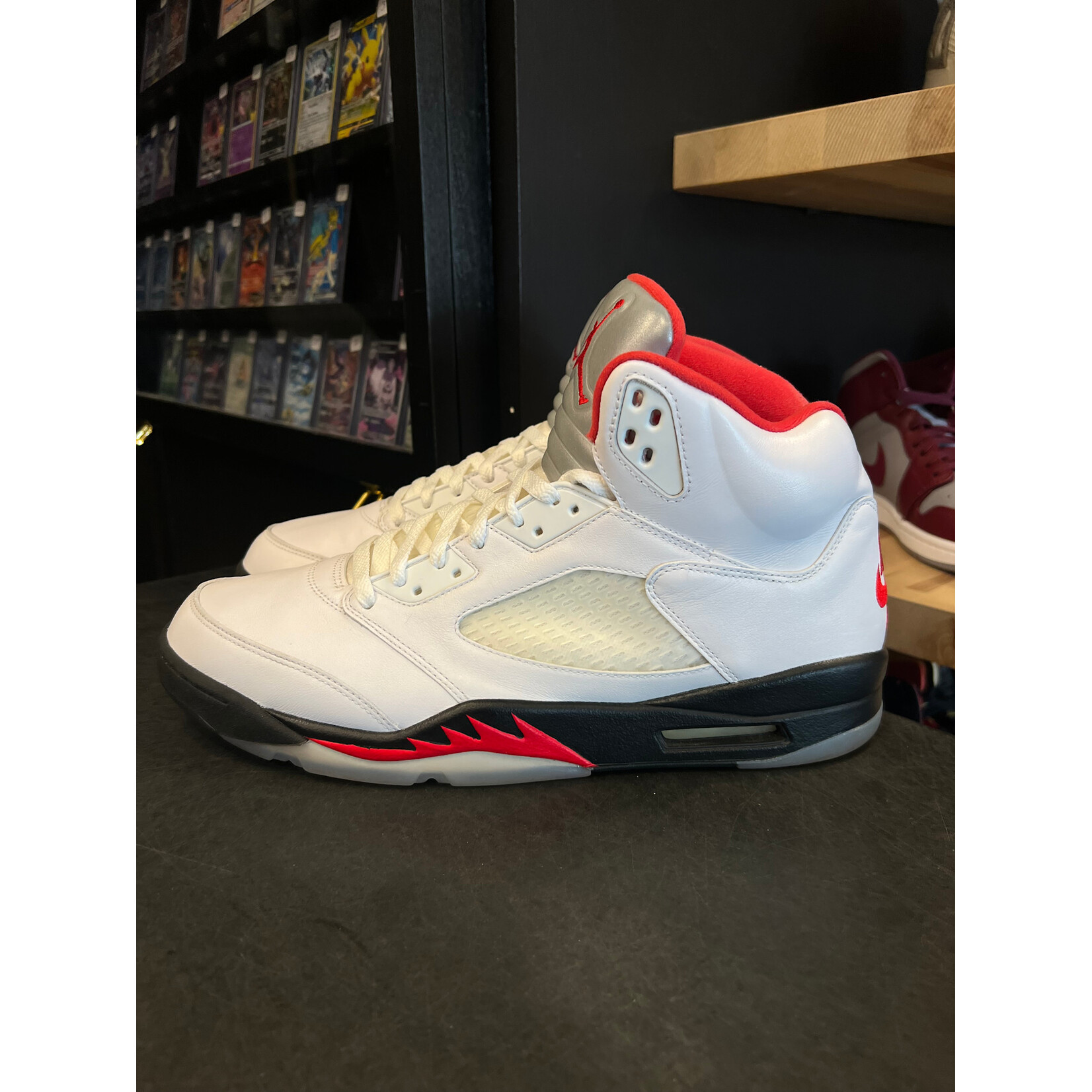 Jordan Jordan 5 Retro Fire Red Silver Tongue (2020) Size 14, PREOWNED