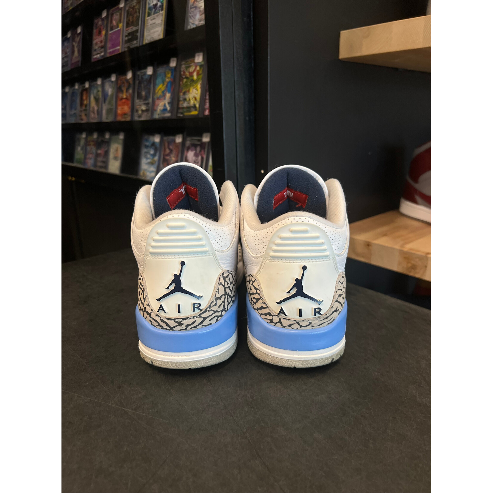 Jordan Jordan 3 Retro UNC (2020) Size 8, PREOWNED*