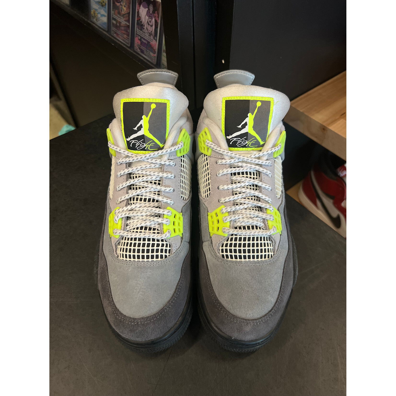 Jordan Jordan 4 Retro SE 95 Neon Size 7.5, PREOWNED*