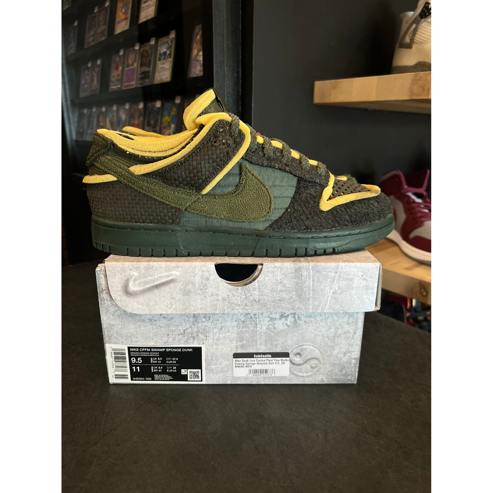 Nike Nike Dunk Low Cactus Plant Flea Market Swamp Sponge Sequoia Size 9.5, PREOWNED*