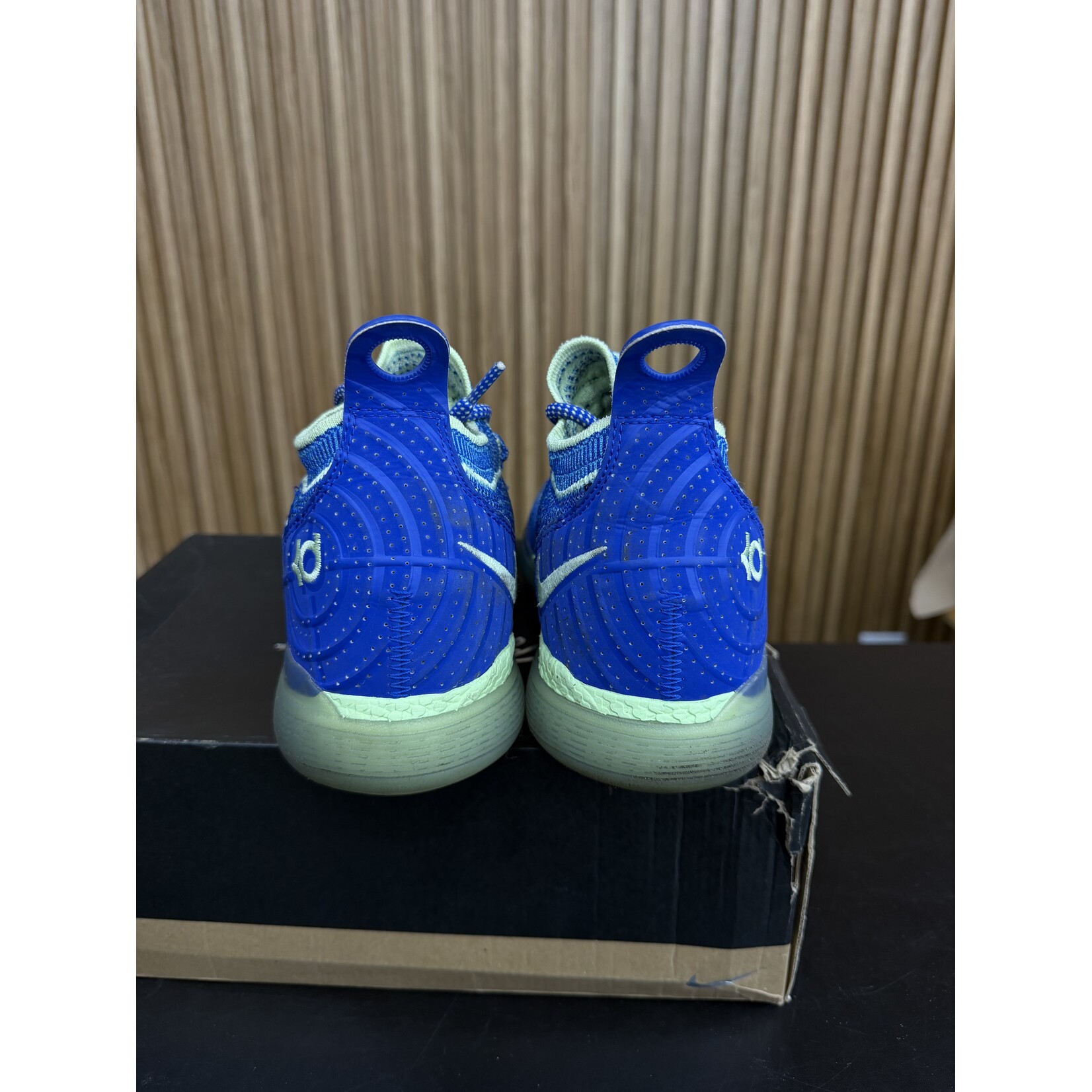 Nike Nike KD 11 Paranoid Size 9, PREOWNED