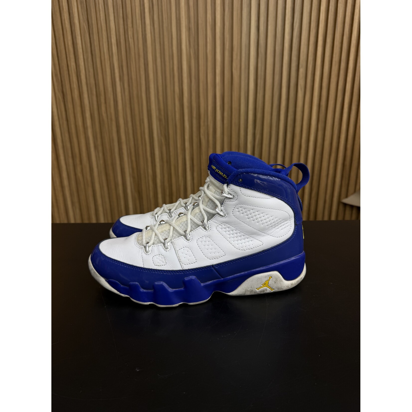 Jordan Jordan 9 Retro Kobe Bryant PE Size 9, PREOWNED NO BOX