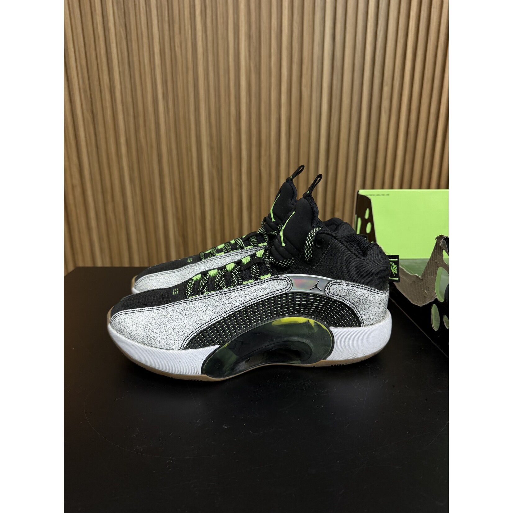 Jordan Jordan XXXV Bayou Boys Size 9, PREOWNED