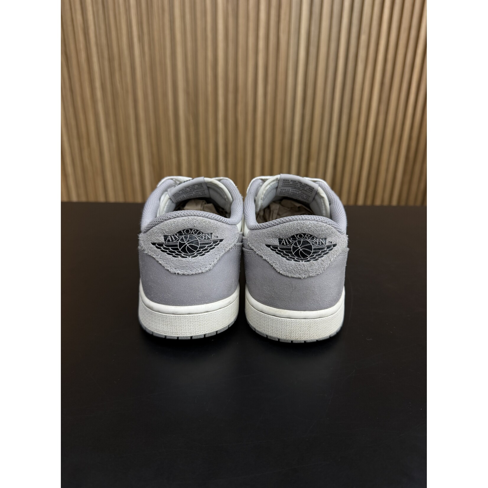 Jordan Jordan 1 Retro Low OG Atmosphere Grey Size 10.5, PREOWNED NO BOX