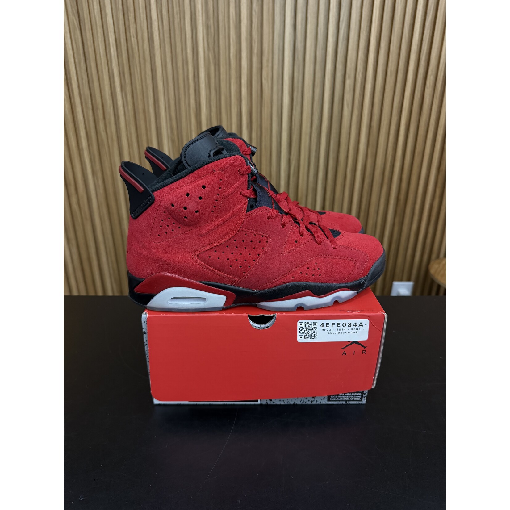Jordan Jordan 6 Retro Toro Bravo Size 10.5, PREOWNED*