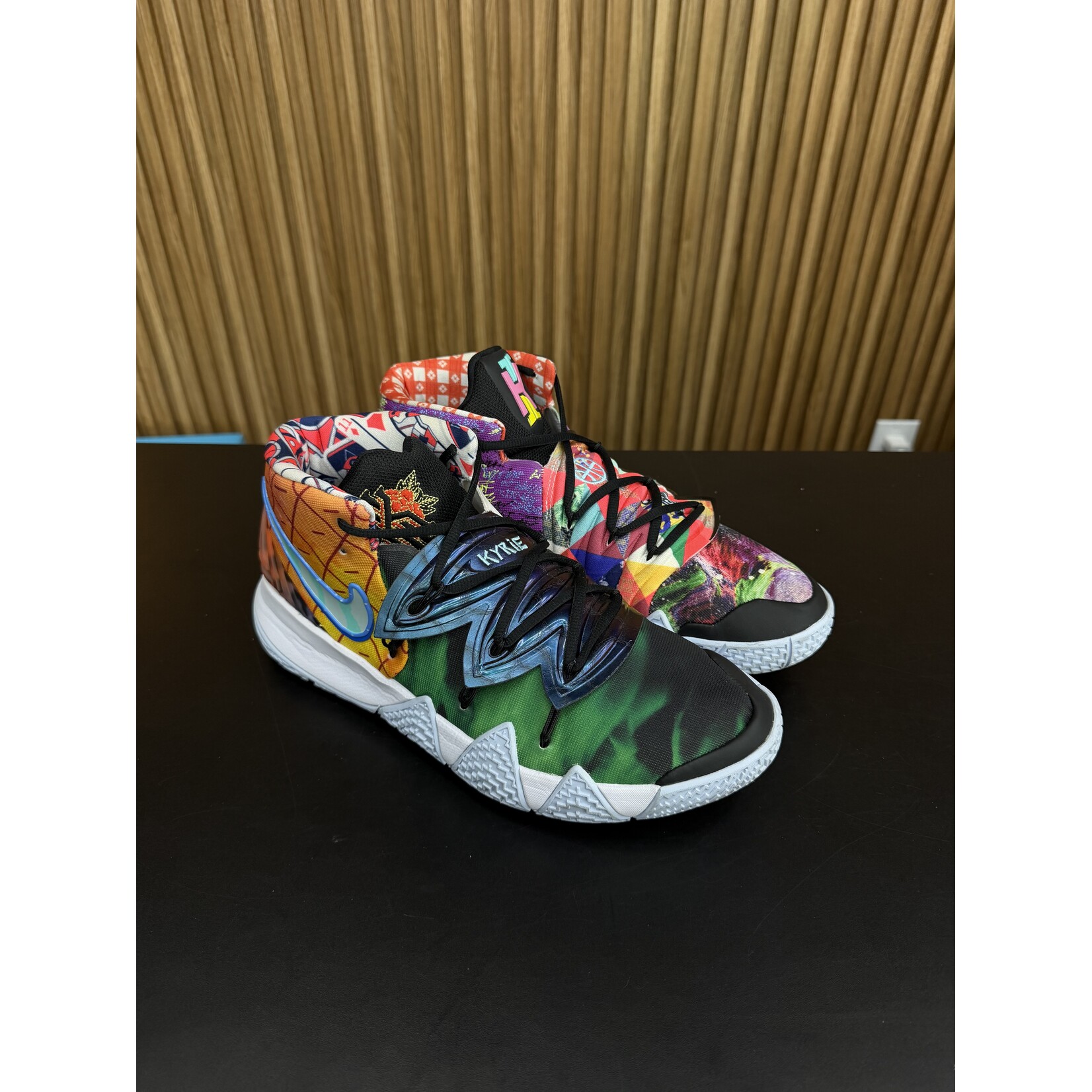 Nike Nike Kybrid S2 Best Of Size 12, PREOWNED NO BOX*