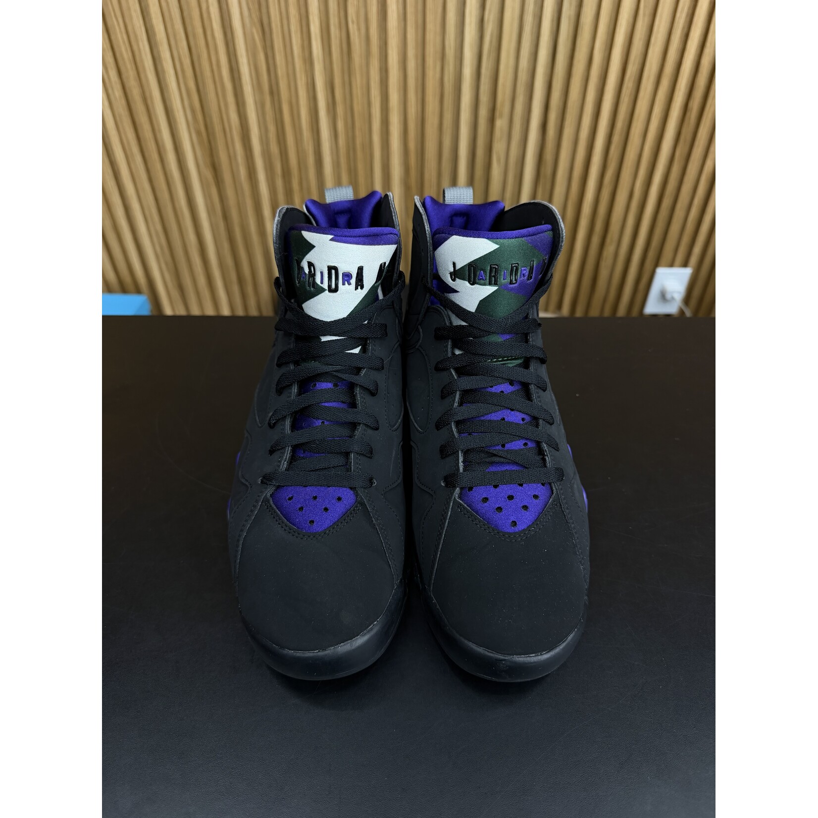 Jordan Jordan 7 Retro Ray Allen Bucks Size 11.5, PREOWNED NO BOX*
