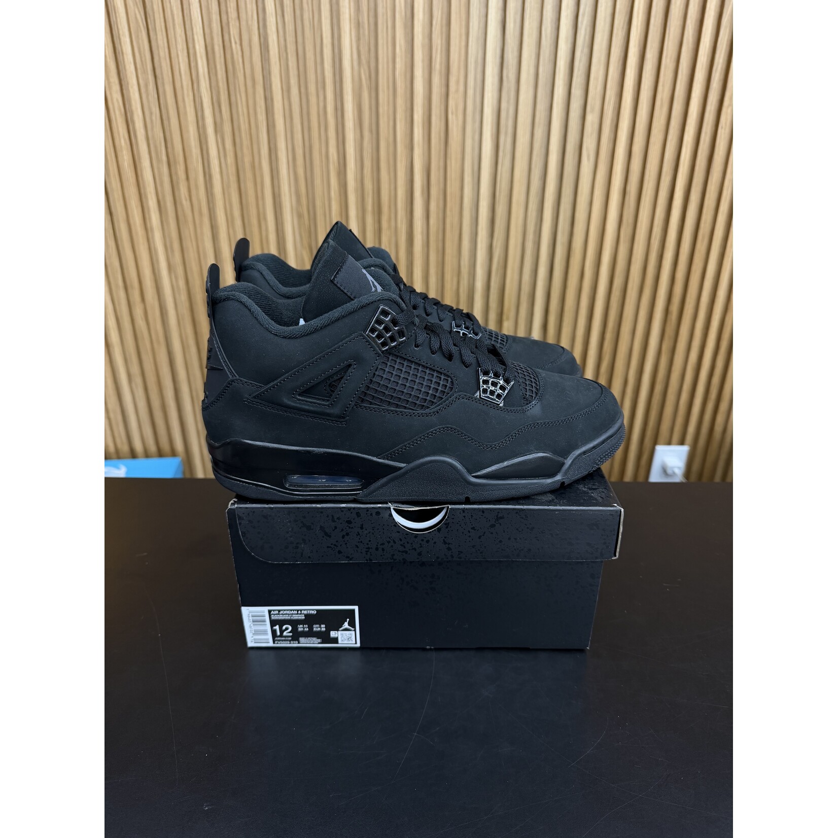 Jordan Jordan 4 Retro Black Cat (2025) Size 12, PREOWNED TRIED ON PASS AS DS*