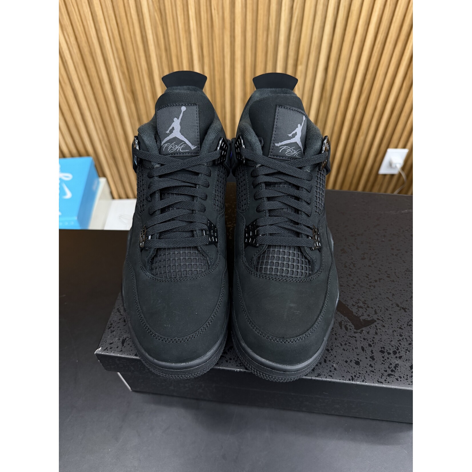 Jordan Jordan 4 Retro Black Cat (2025) Size 12, PREOWNED TRIED ON PASS AS DS*