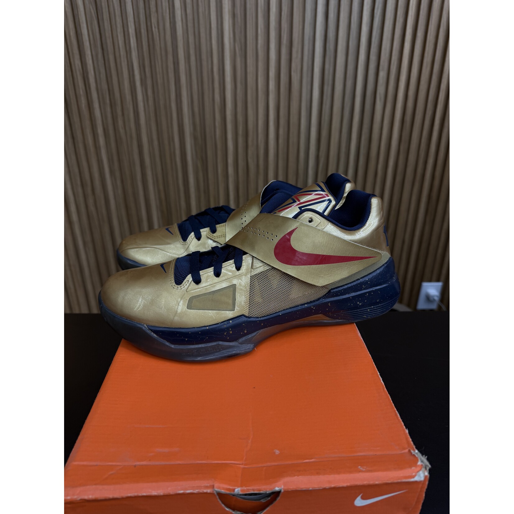 Nike Nike KD 4 Gold Medal Size 12, PREOWNED*
