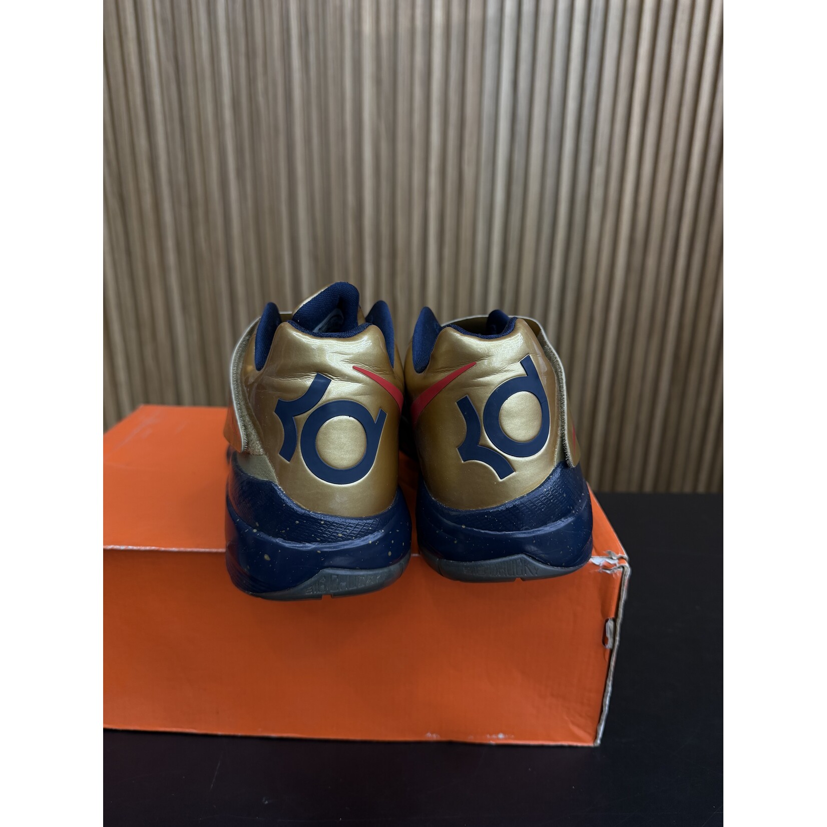 Nike Nike KD 4 Gold Medal Size 12, PREOWNED*