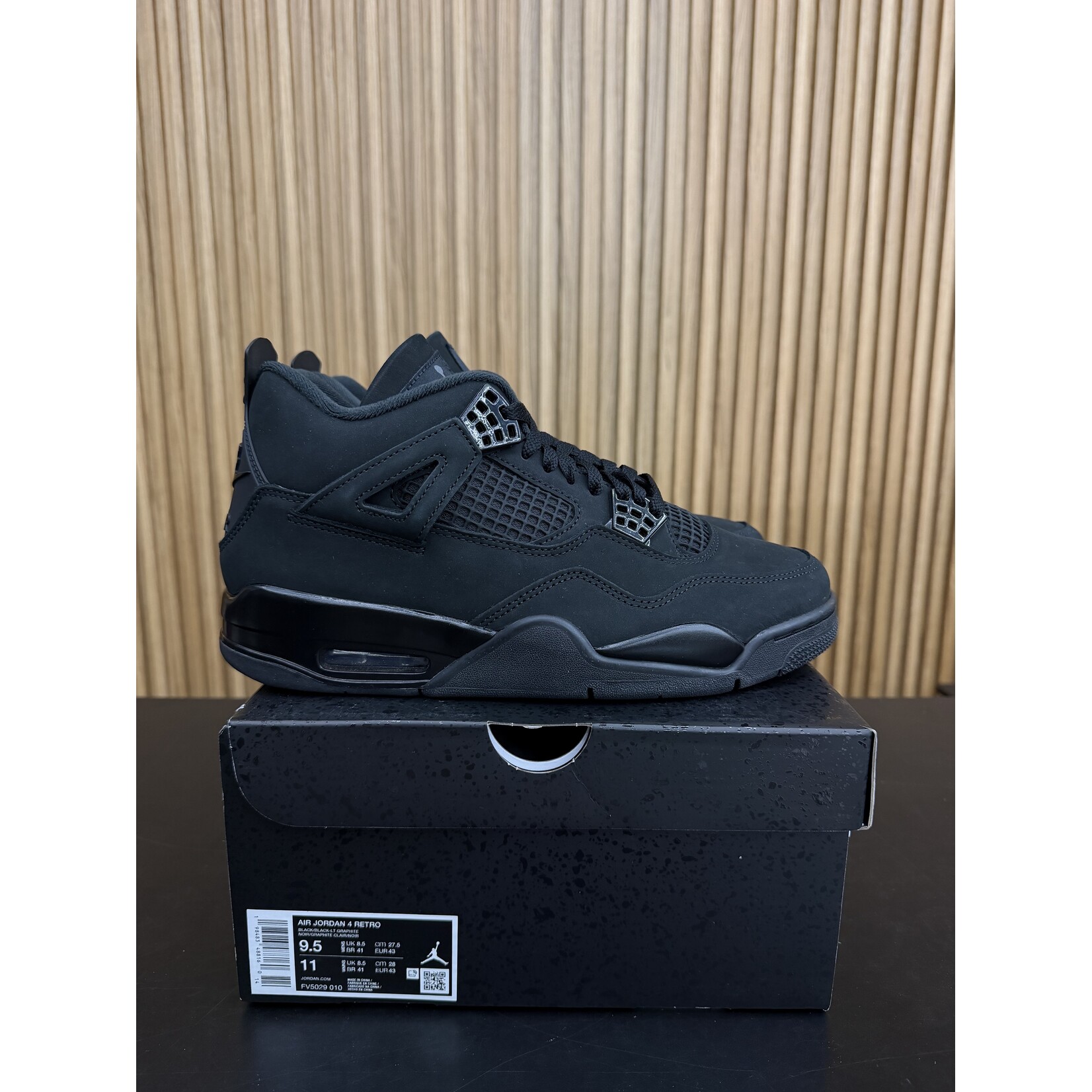 Jordan Jordan 4 Retro Black Cat (2025) Size 9.5, PREOWNED*