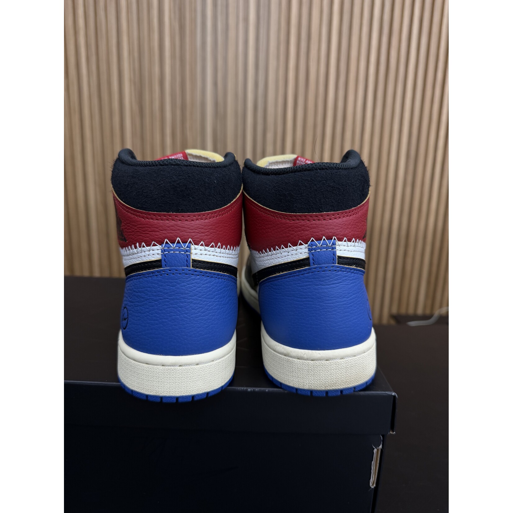 Jordan Jordan 1 Retro High OG SP Fragment x Union LA Varsity Red Sport Royal Size 9, PREOWNED*