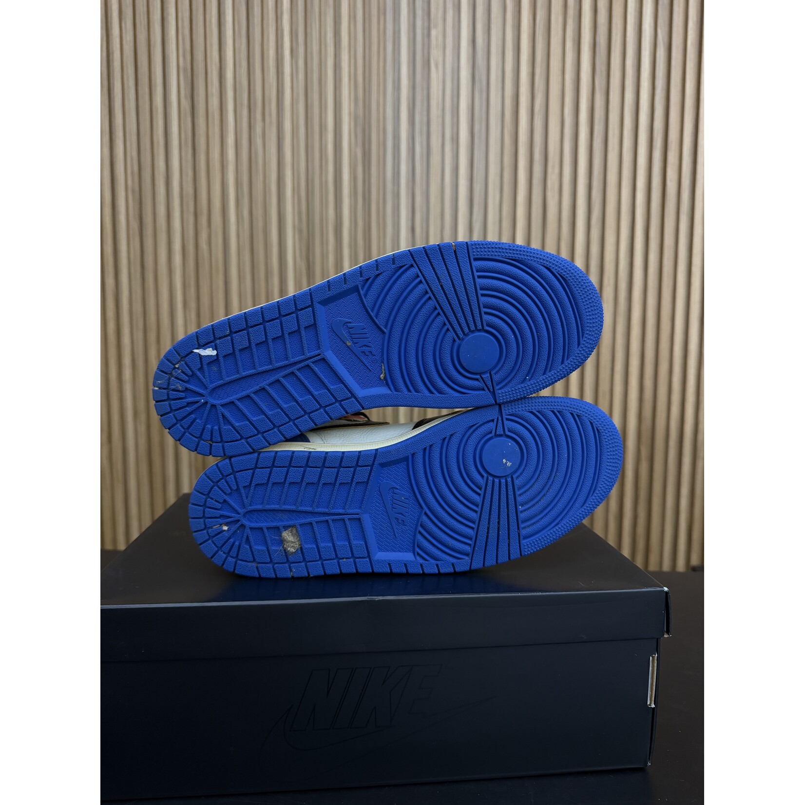 Jordan Jordan 1 Retro High OG SP Fragment x Union LA Varsity Red Sport Royal Size 9, PREOWNED*