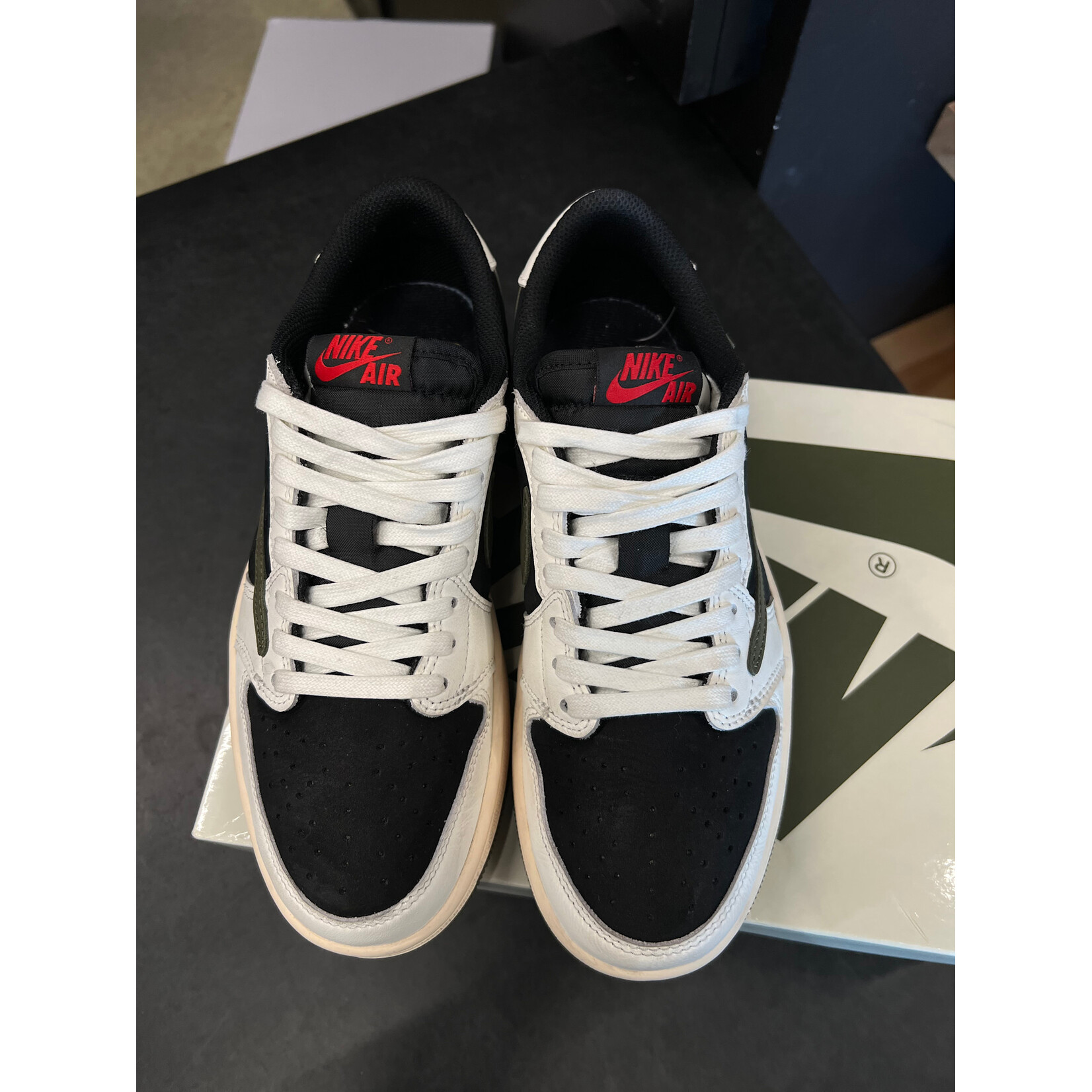 Jordan Jordan 1 Retro Low OG SP Travis Scott Olive (Women's) Size 7W, PREOWNED*