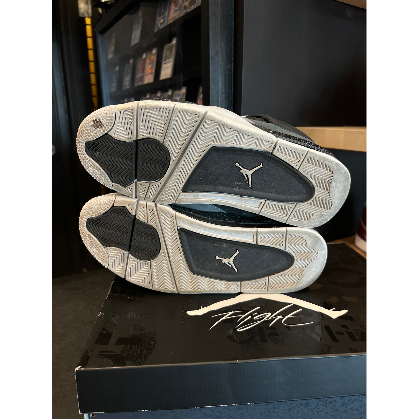 Jordan Jordan 4 Retro Fear (2024) Size 10.5, PREOWNED*