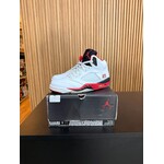 Jordan Jordan 5 Retro Fire Red Black Tongue (2013) Size 9, PREOWNED