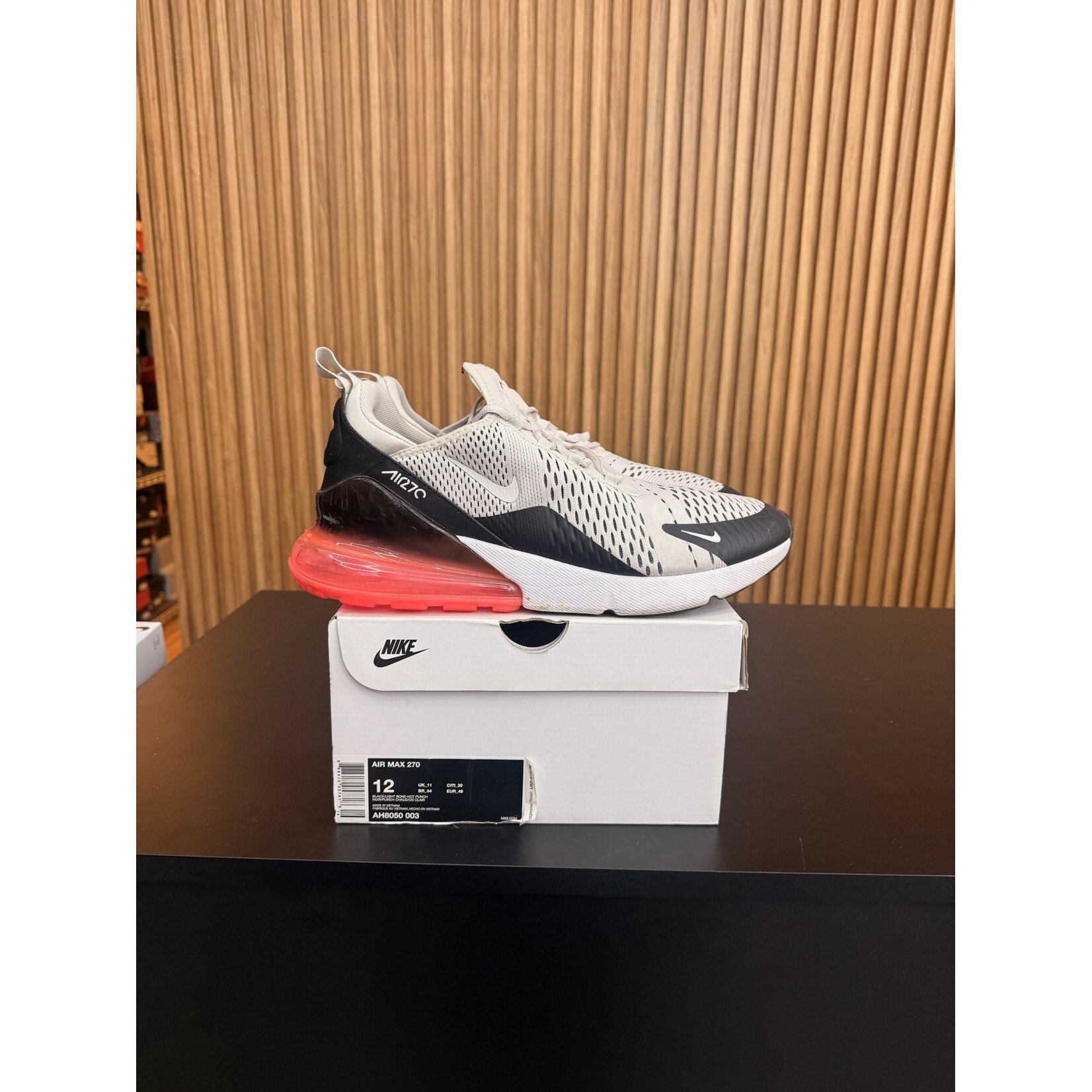 Nike Nike Air Max 270 Light Bone Hot Punch Size 12, PREOWNED