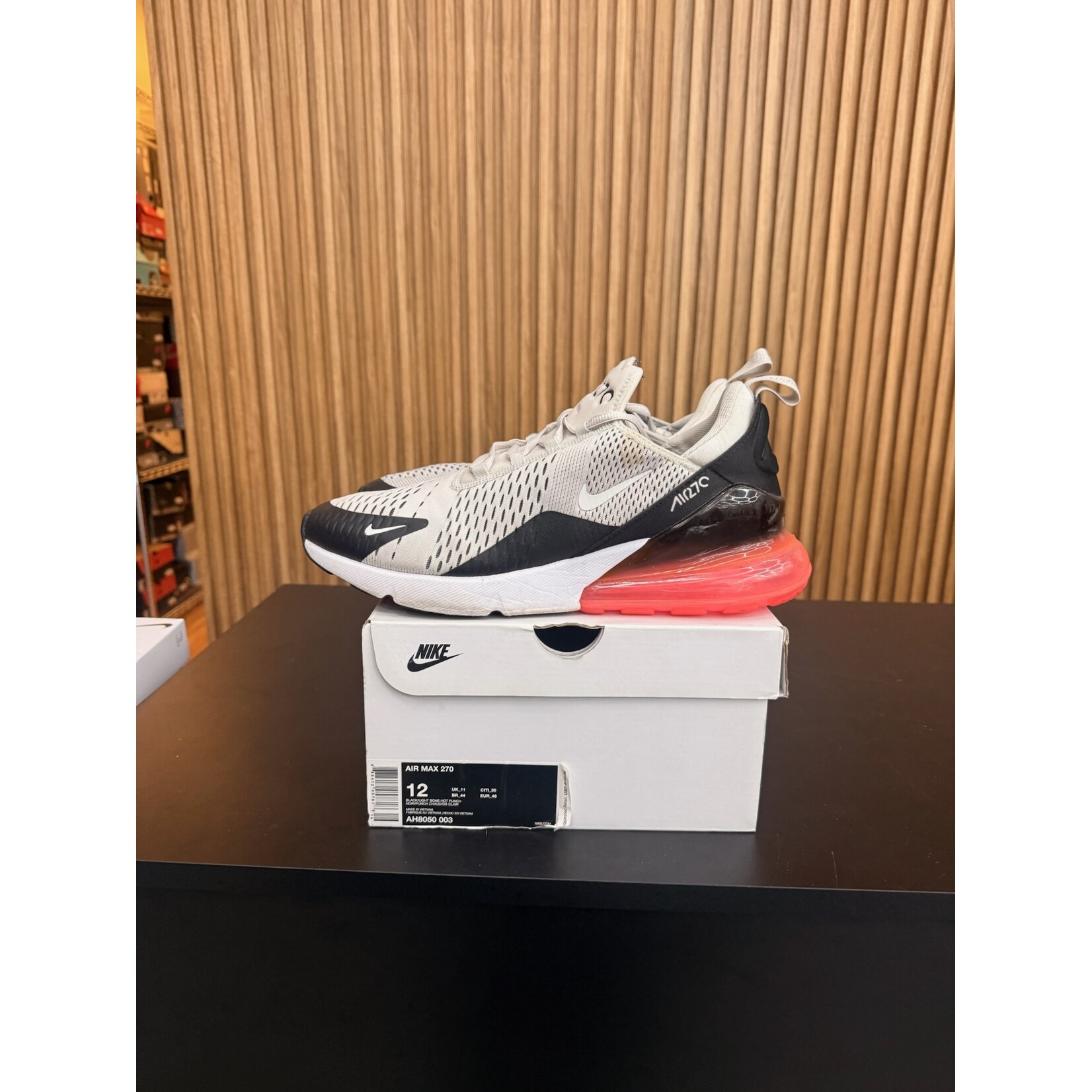 Nike Nike Air Max 270 Light Bone Hot Punch Size 12, PREOWNED