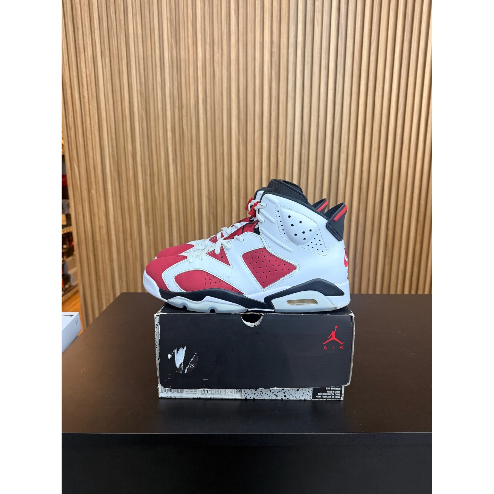 Jordan Jordan 6 Retro Carmine (2021) Size 11.5, PREOWNED*