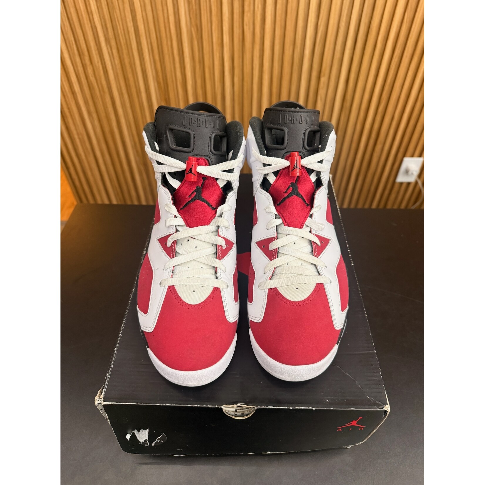 Jordan Jordan 6 Retro Carmine (2021) Size 11.5, PREOWNED*
