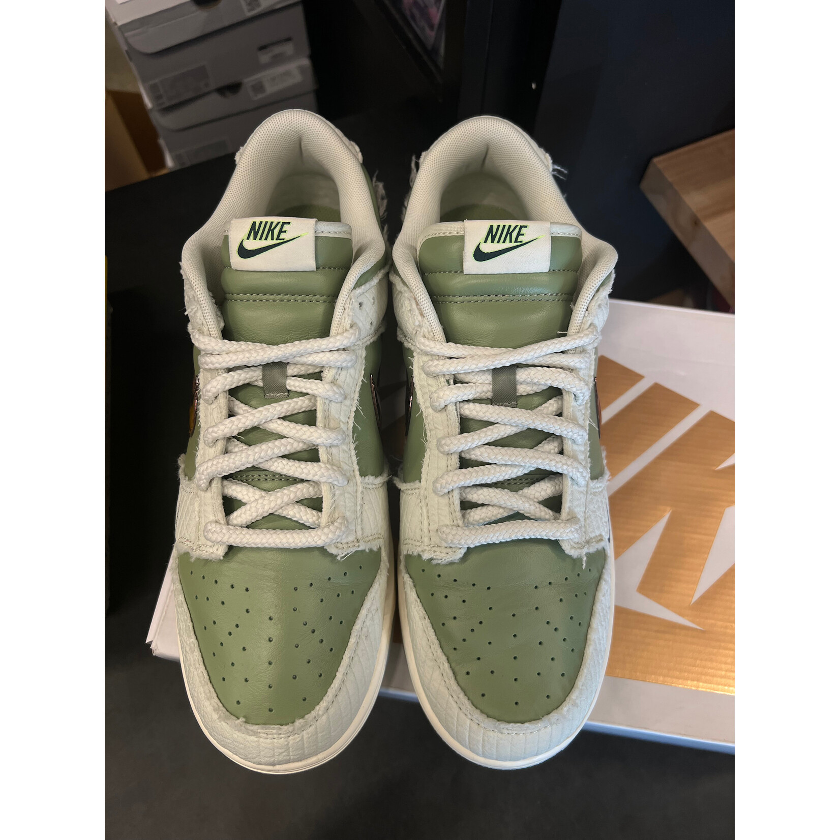 Nike Nike Dunk Low Retro PRM Kyler Murray Be 1 of One Size 11, PREOWNED