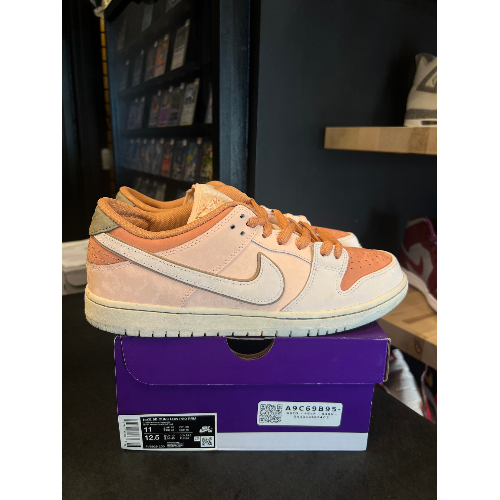 Nike Nike SB Dunk Low Trocadéro Gardens Size 11, PREOWNED