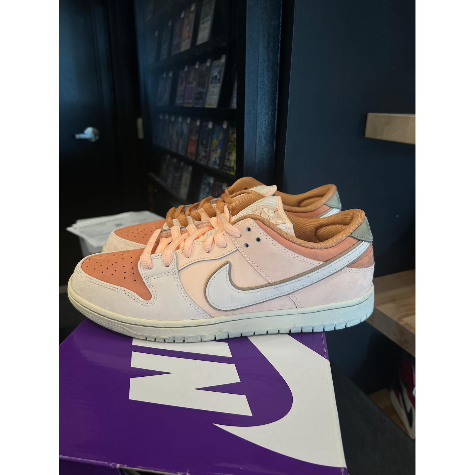 Nike Nike SB Dunk Low Trocadéro Gardens Size 11, PREOWNED