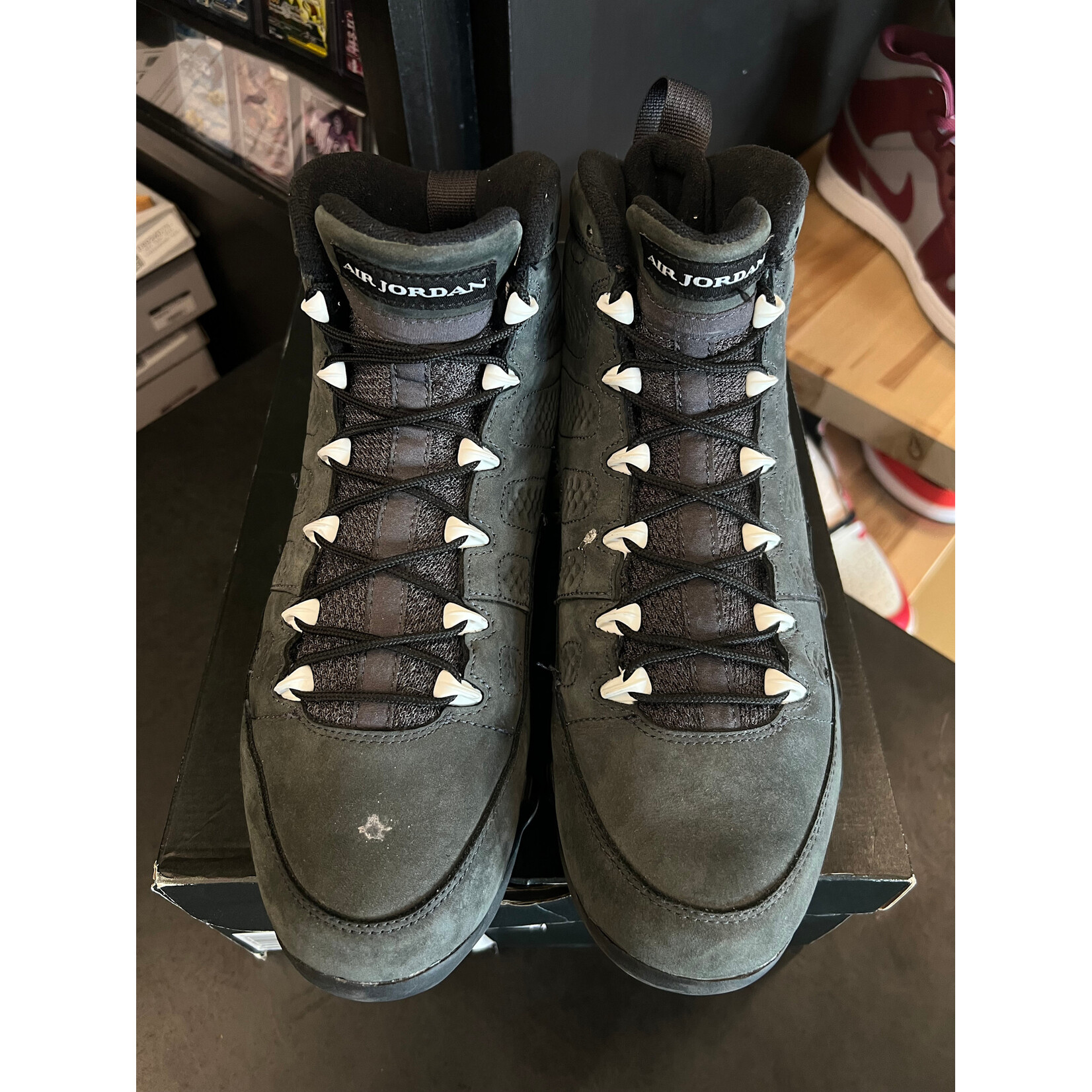Jordan Jordan 9 Retro Anthracite Size 10.5, PREOWNED*