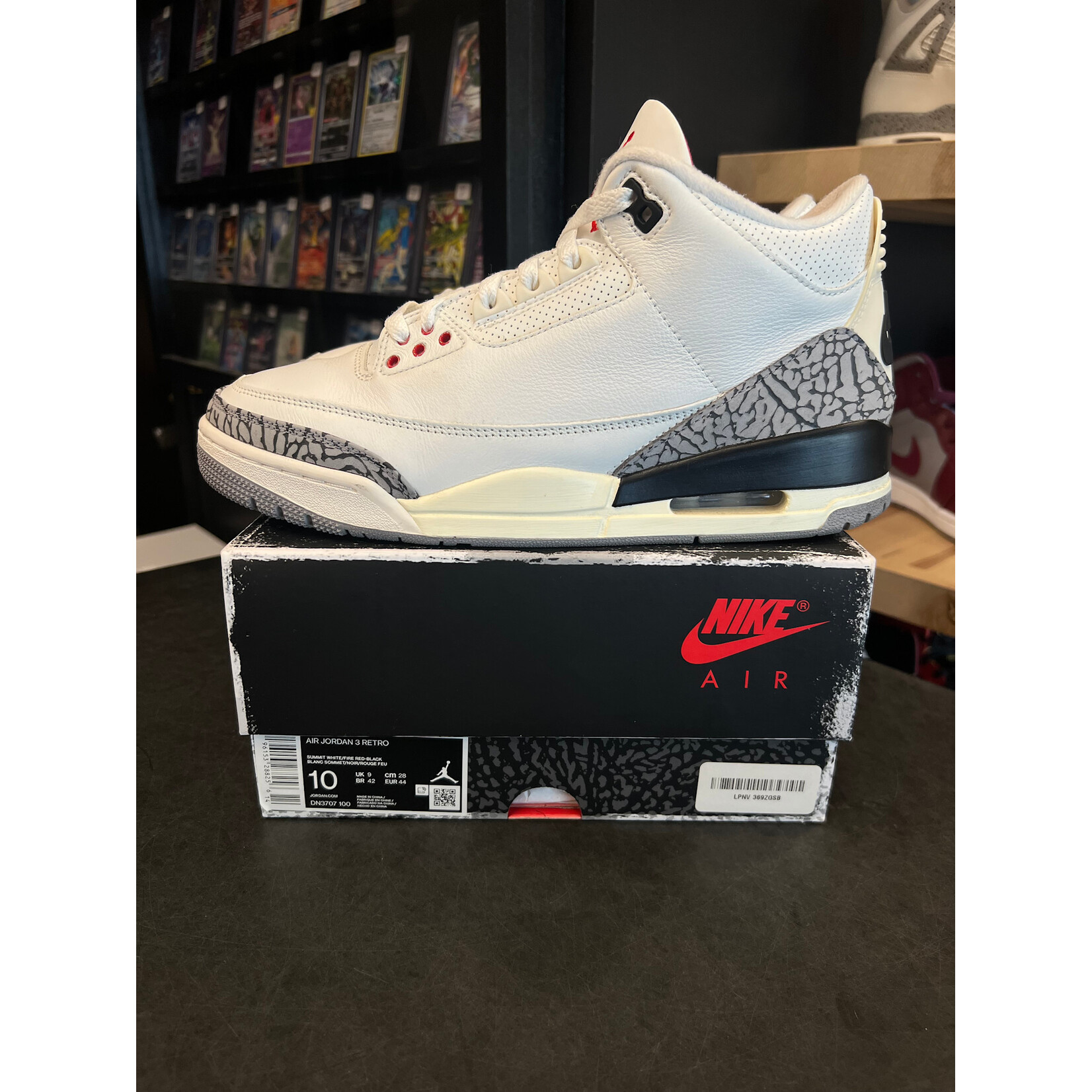 Jordan Jordan 3 Retro White Cement Reimagined Size 10, PREOWNED*