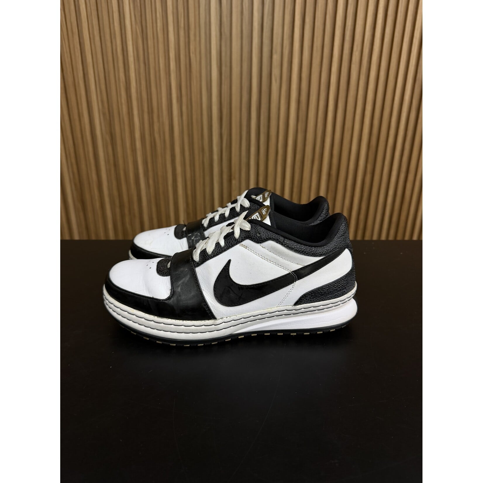 Nike Nike LeBron 6 Low White Black Size 8.5, PREOWNED