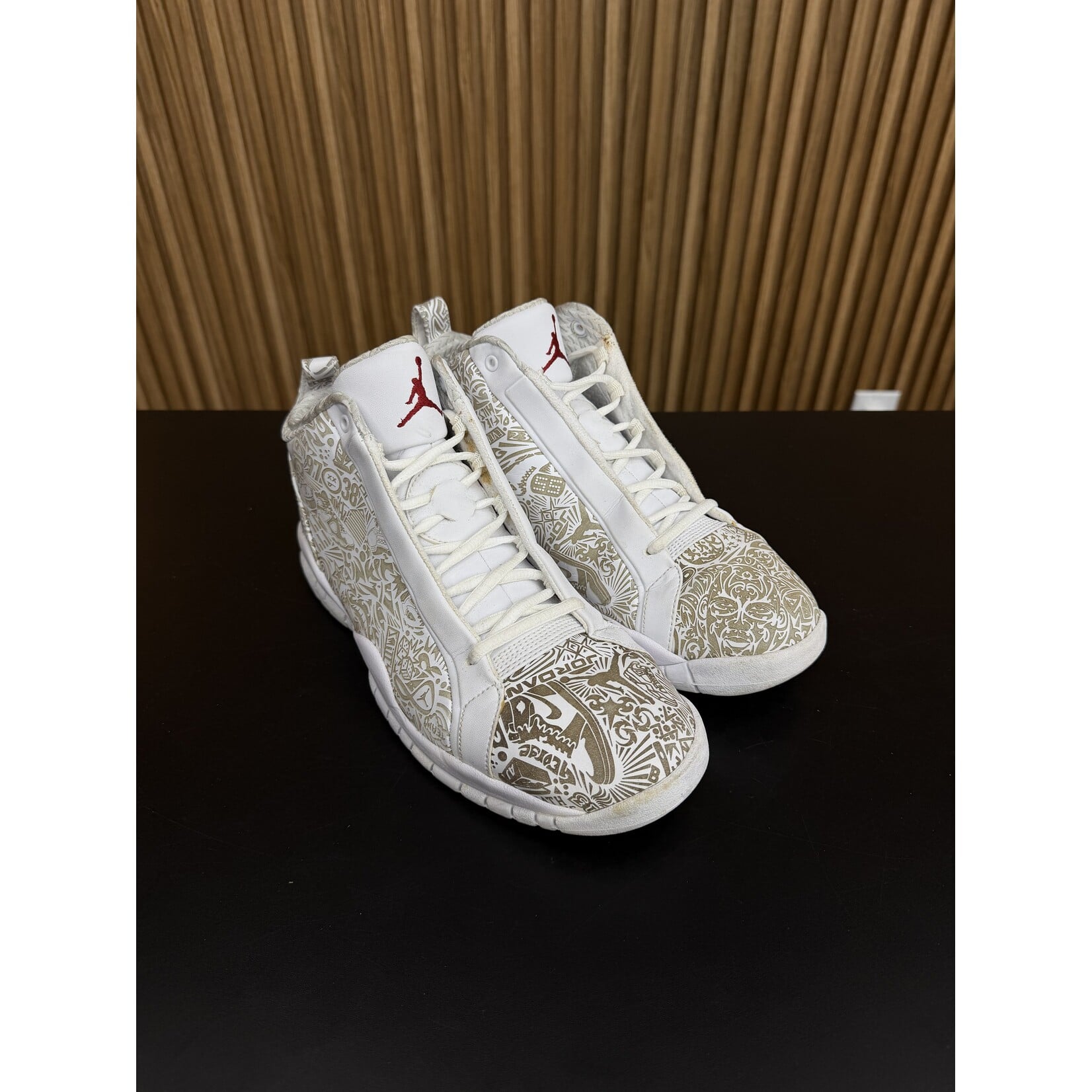 Jordan Jordan Accolades Laser White Size 8.5, PREOWNED